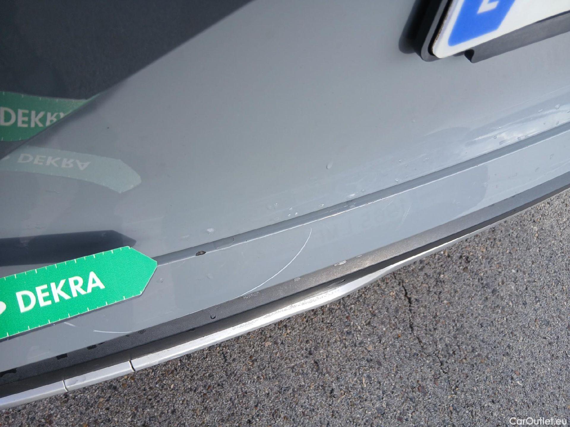  Nissan  Qashqai NISSAN  / 2021 / 5P / todoterreno DIG-T 103kW N-Connecta (Skyline Pack) #22