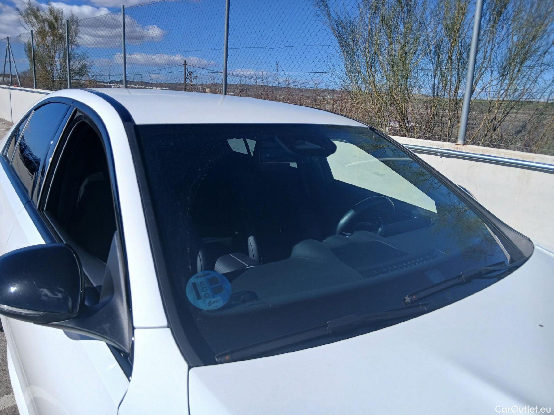  Mercedes  C-Klasse Clase C C 200 d (206.003)AMG AMG Line 185CV AT9 E6d #13