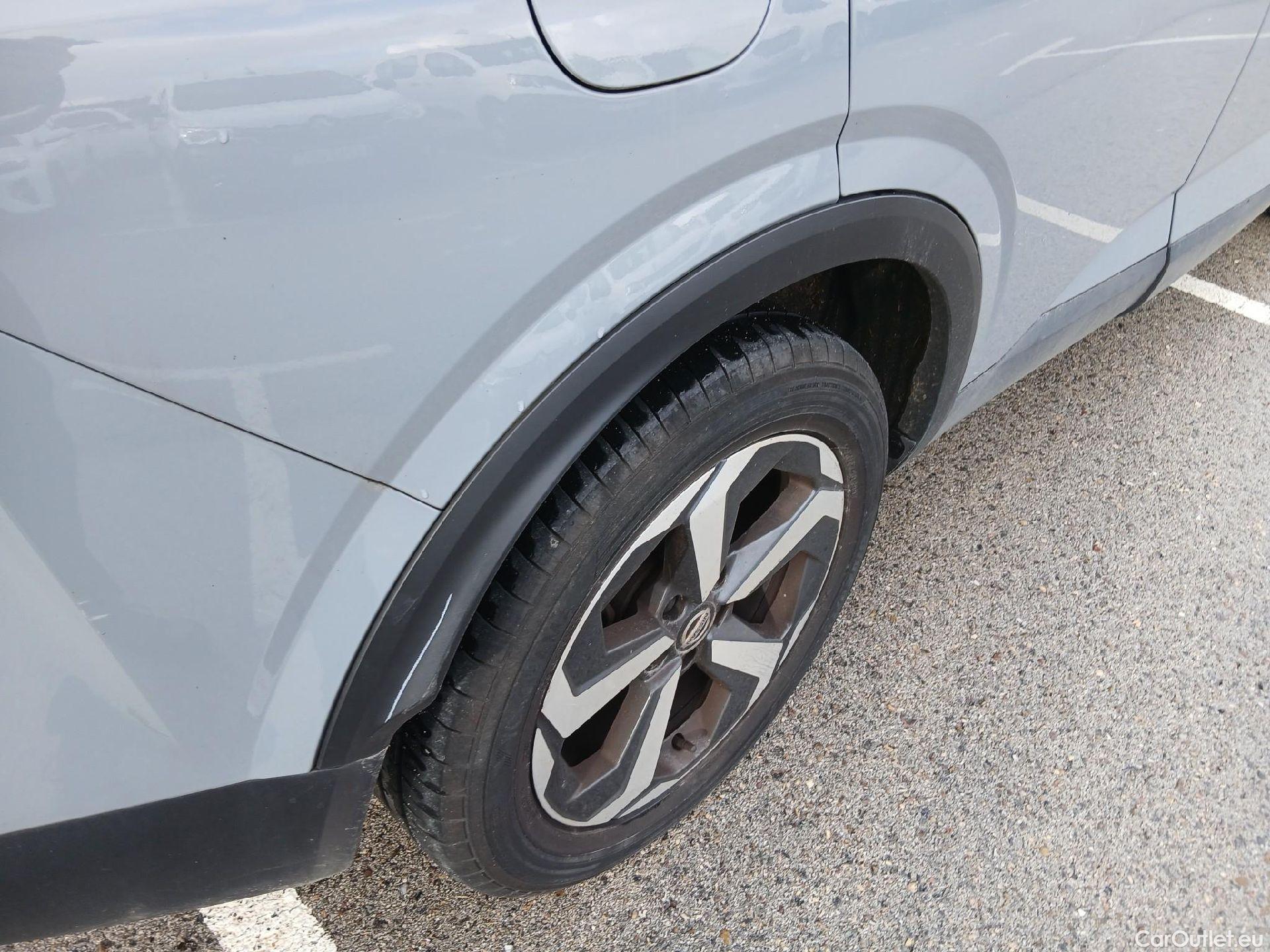  Nissan  Qashqai NISSAN  / 2021 / 5P / todoterreno DIG-T 103kW N-Connecta (Skyline Pack) #27