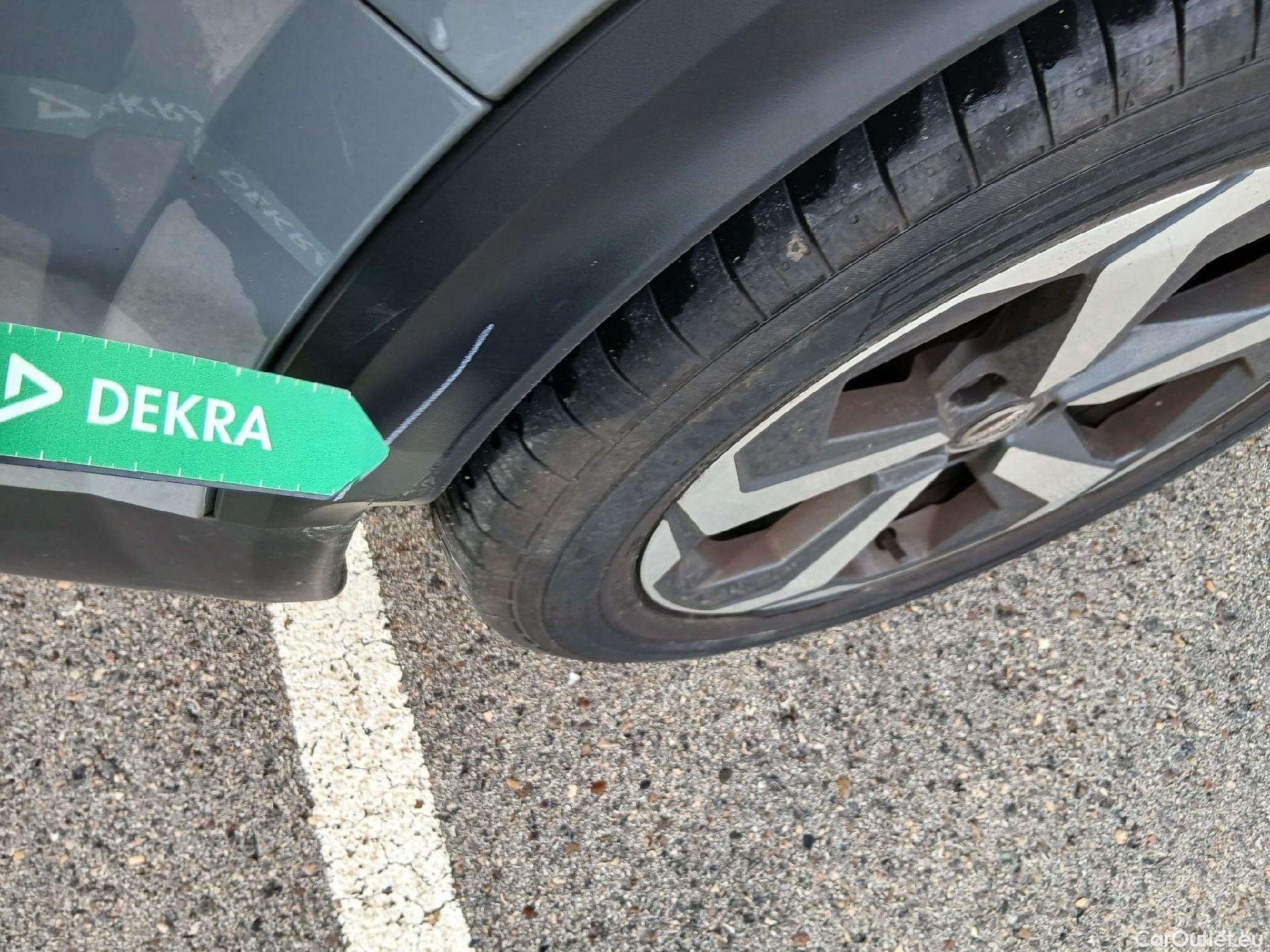  Nissan  Qashqai NISSAN  / 2021 / 5P / todoterreno DIG-T 103kW N-Connecta (Skyline Pack) #28