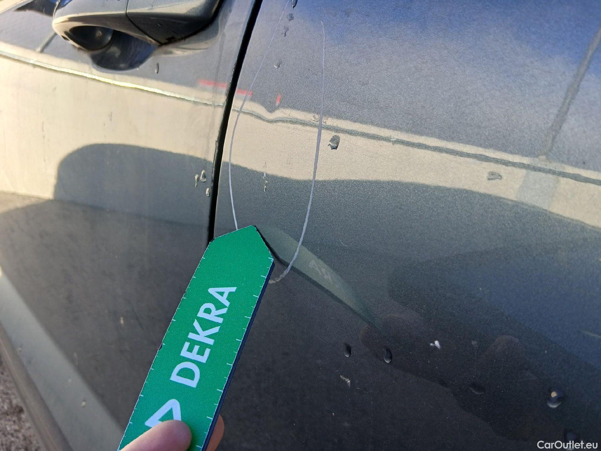  Seat  ATECA SEAT  1.5 TSI 110kW DSG S&S Style Go #25