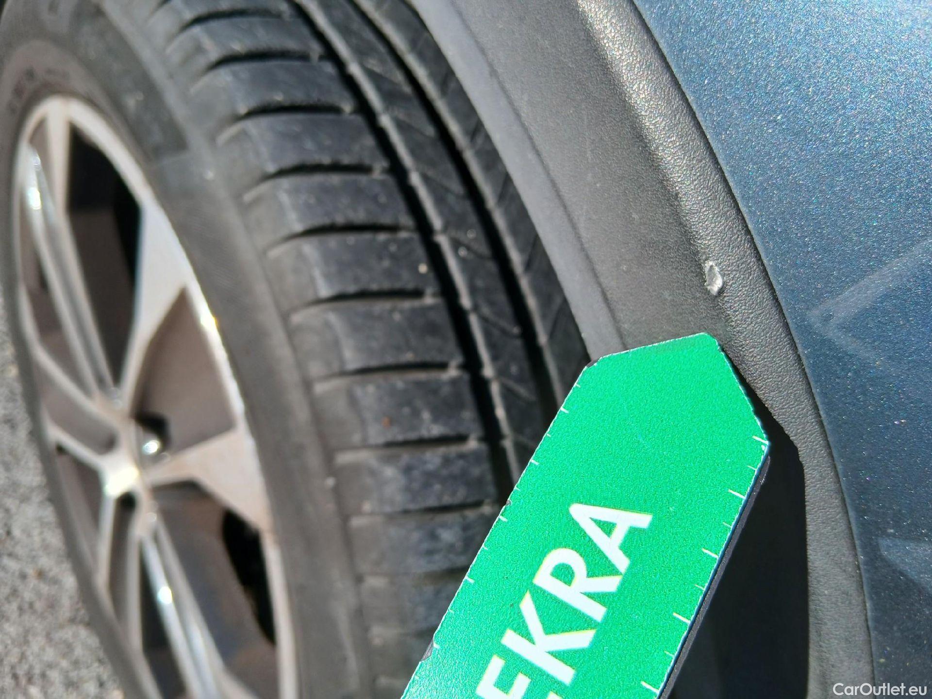  Seat  ATECA SEAT  1.5 TSI 110kW DSG S&S Style Go #66