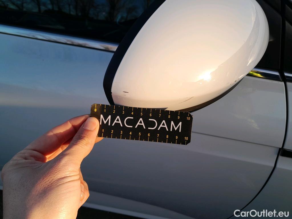  Renault  Megane RENAULT Mégane / 2015 / 5P / familiar Sp. Tourer Zen En. dCi 81kW (110CV) #22