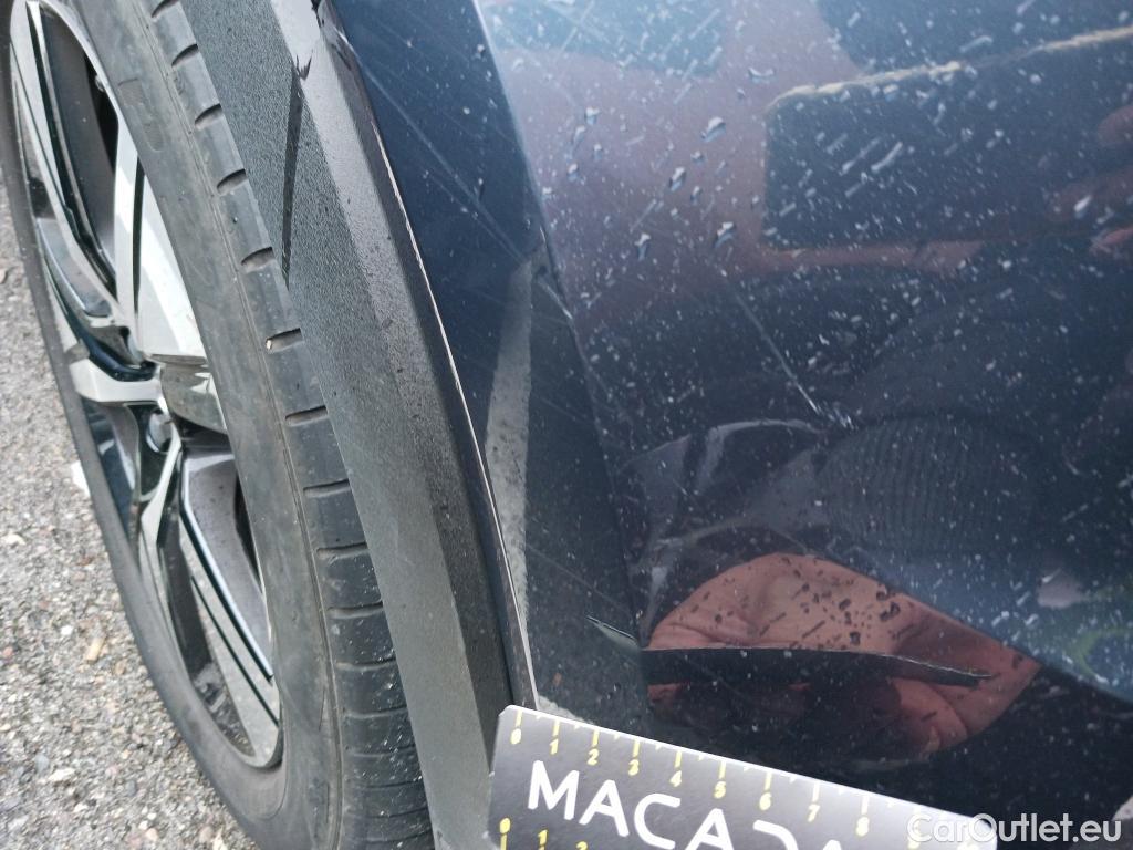  Volvo  XC 40 VOLVO XC40 / 2017 / 5P / todoterreno 1.5 T5 Twin Recharge R-Design Auto #15