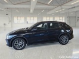  Alfa Romeo   STELVIO ALFA ROMEO / 2017 / 5P / SUV 2.2 TD 160 CV SUPER AT8 RWD #8