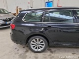  Volkswagen  Passat VOLKSWAGEN  / 2019 / 5P / STATION WAGON VAR. 2.0TDI SCR EVO 110KW BUSINESS DSG #53