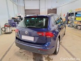  Volkswagen  Tiguan VOLKSWAGEN  / 2016 / 5P / SUV 2.0 TDI SCR 110KW BUSINESS BMT DSG #2