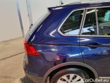  Volkswagen  Tiguan VOLKSWAGEN  / 2016 / 5P / SUV 2.0 TDI SCR 110KW BUSINESS BMT DSG #36