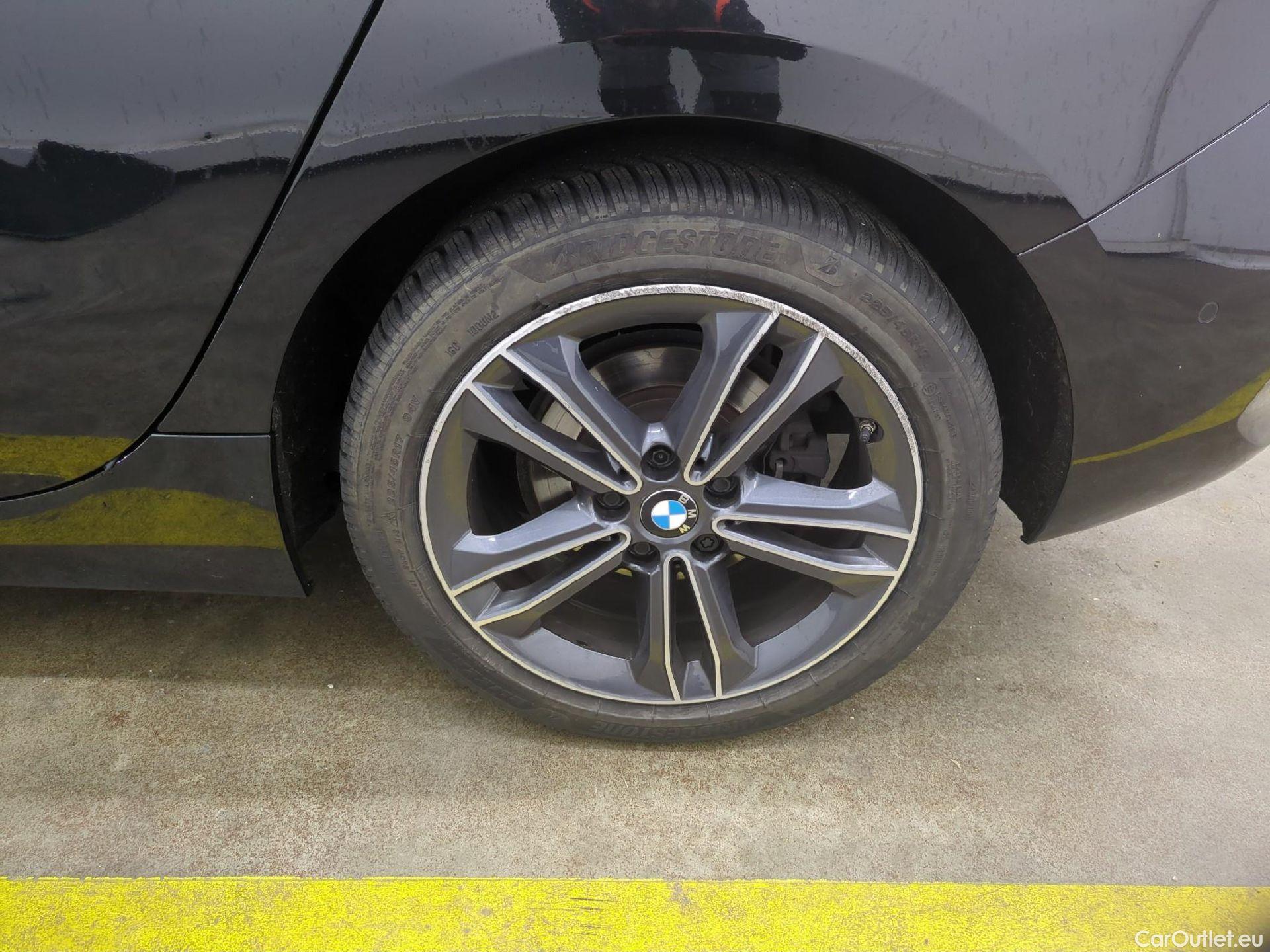  Bmw  Serie 1 Série 1 Berline 118 i Edition Sport 1.5 135CV BVA7 E6d #2