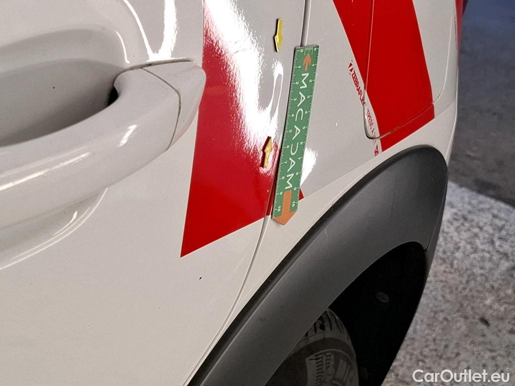  Citroen  C3  Société Feel 1.5 BlueHDI 100CV BVM6 E6d #2