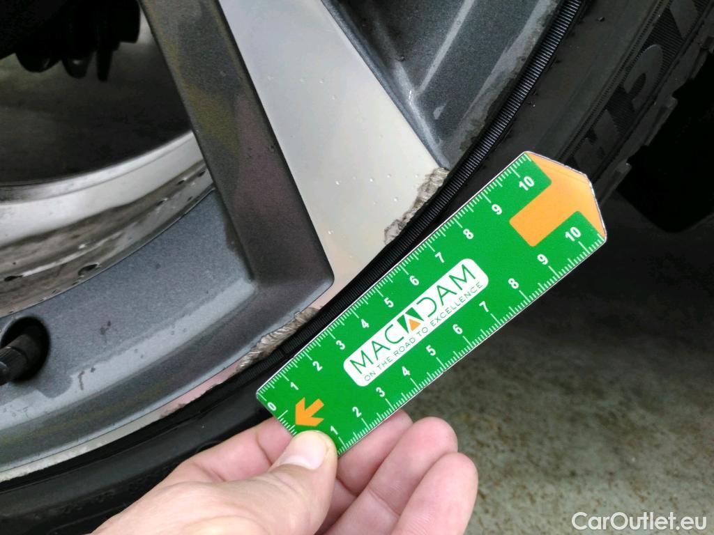  Audi  A3 AUDI  Sportback / 2020 / 5P / Berline 40 TFSI e 204 S Tronic S Line #24