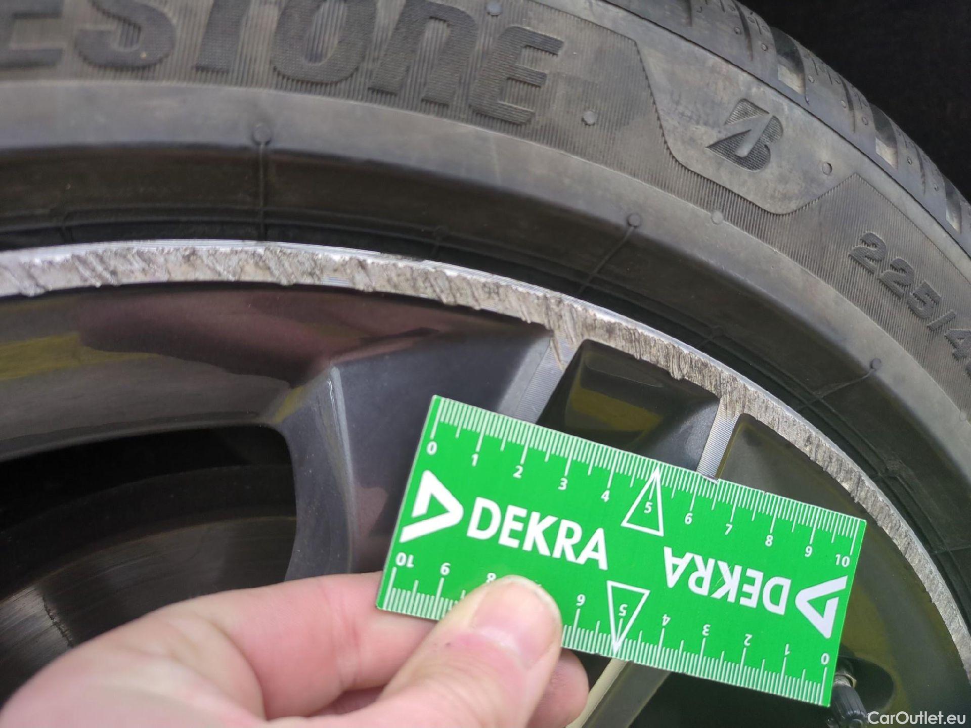  Bmw  Serie 1 Série 1 Berline 118 i Edition Sport 1.5 135CV BVA7 E6d #4