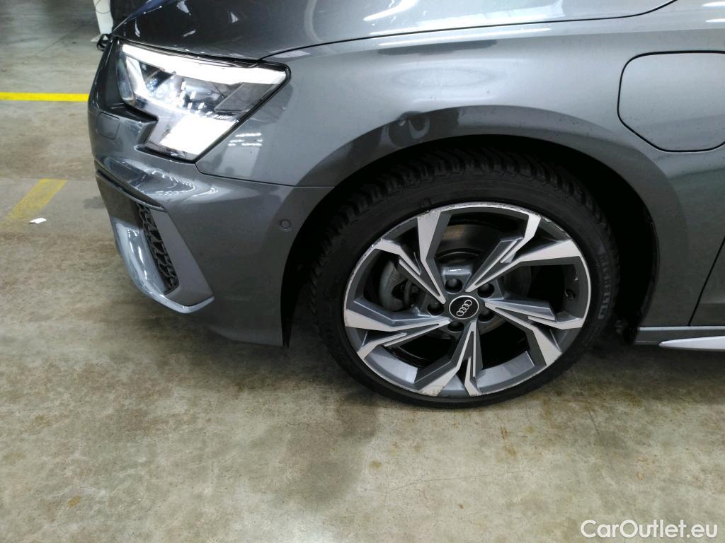  Audi  A3 AUDI  Sportback / 2020 / 5P / Berline 40 TFSI e 204 S Tronic S Line #29