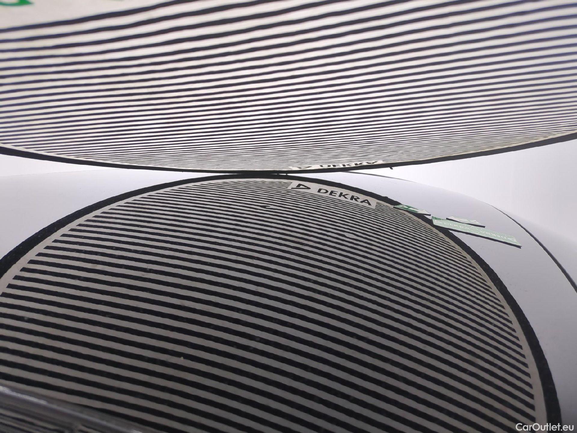  Bmw  Serie 1 Série 1 Berline 118 i Edition Sport 1.5 135CV BVA7 E6d #28