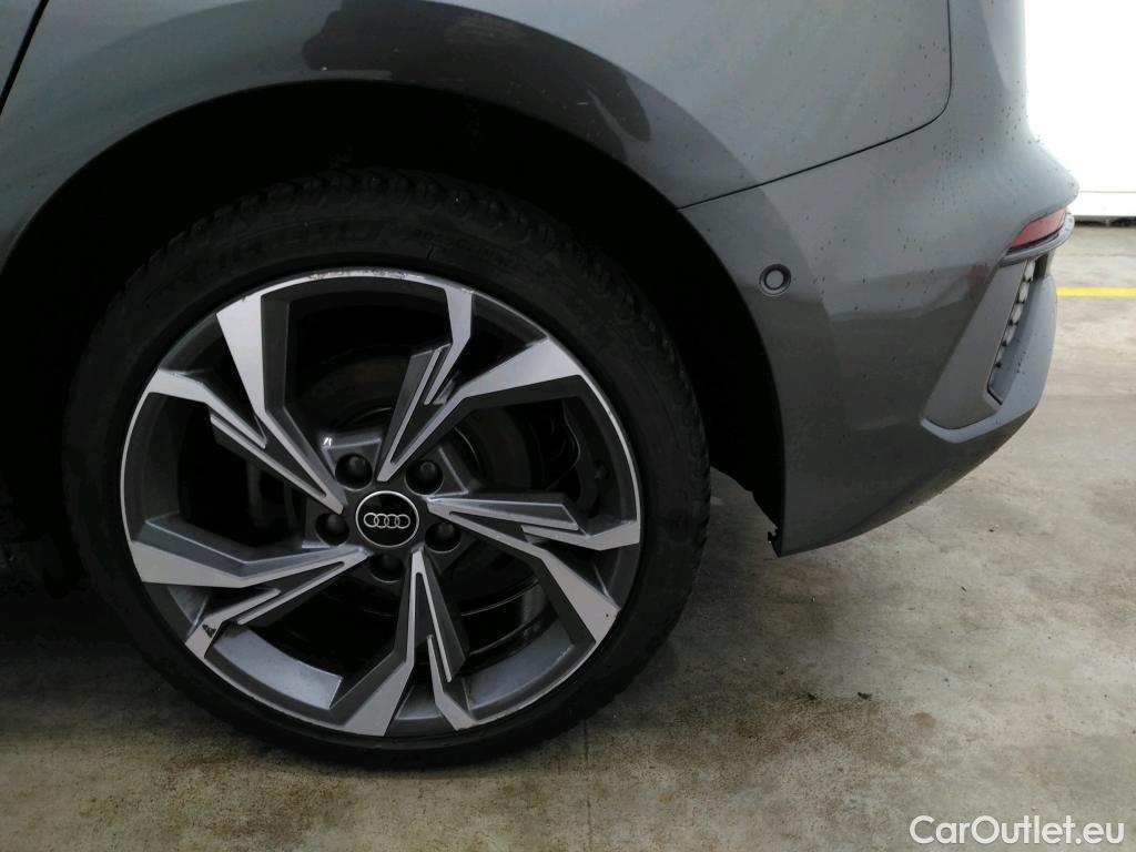  Audi  A3 AUDI  Sportback / 2020 / 5P / Berline 40 TFSI e 204 S Tronic S Line #10