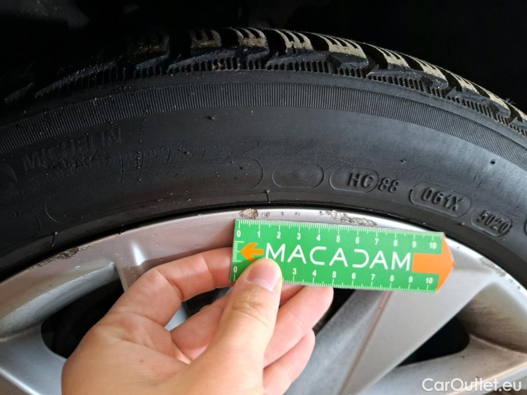  Audi  A5 Sportback AUDI  / 2019 / 5P / Berline 35 TDI 163 S TRONIC 7 BUSI LINE SB #40