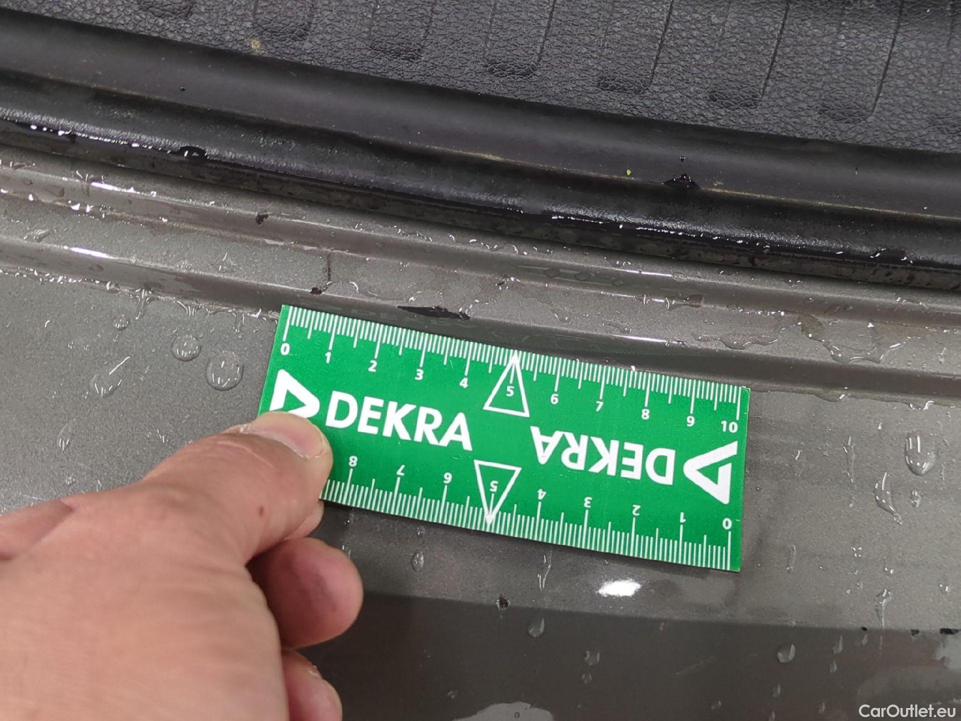  Audi  Q3 AUDI  / 2018 / 5P / SUV 45 TFSI E 245 S TRONIC BUSINESS LINE #8