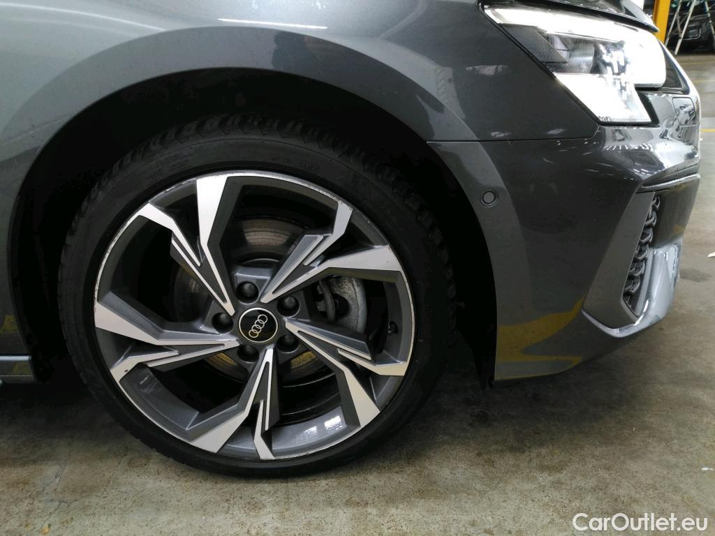  Audi  A3 AUDI  Sportback / 2020 / 5P / Berline 40 TFSI e 204 S Tronic S Line #8