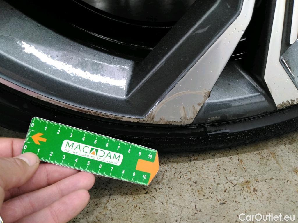  Audi  A3 AUDI  Sportback / 2020 / 5P / Berline 40 TFSI e 204 S Tronic S Line #32