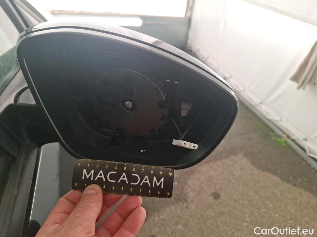  Peugeot  208  Affaire Premium Pack 1.2 80CV BVM5 E6dT #8