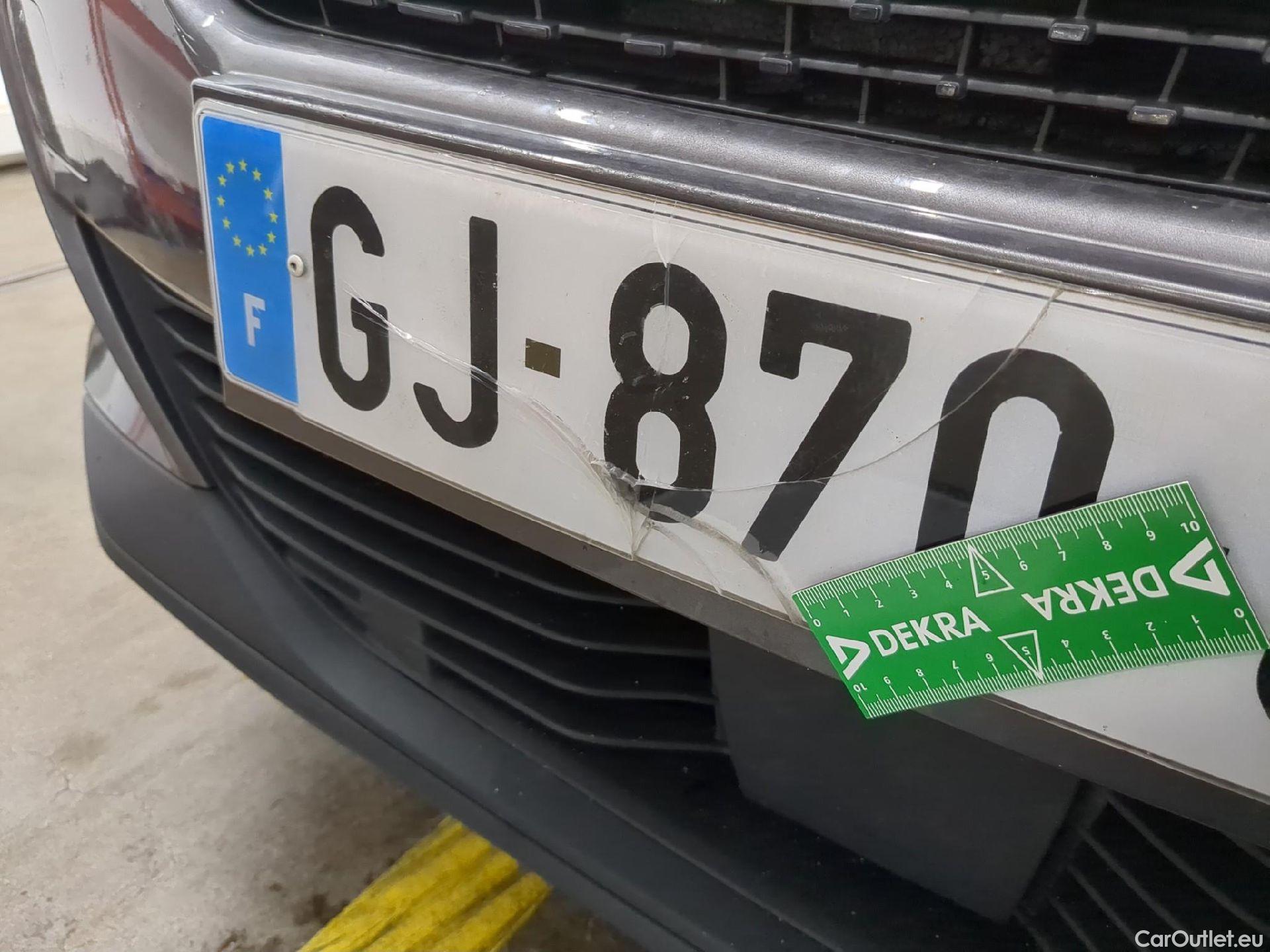  Peugeot  2008  Active Pack 1.2 PureTech 130CV BVA8 E6d #14