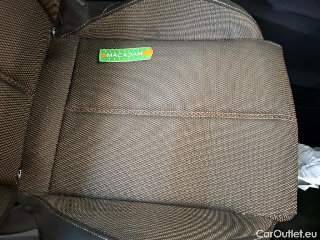  DS  DS7 DS DS 7 Crossback / 2017 / 5P / SUV E-TENSE 225 Business #11