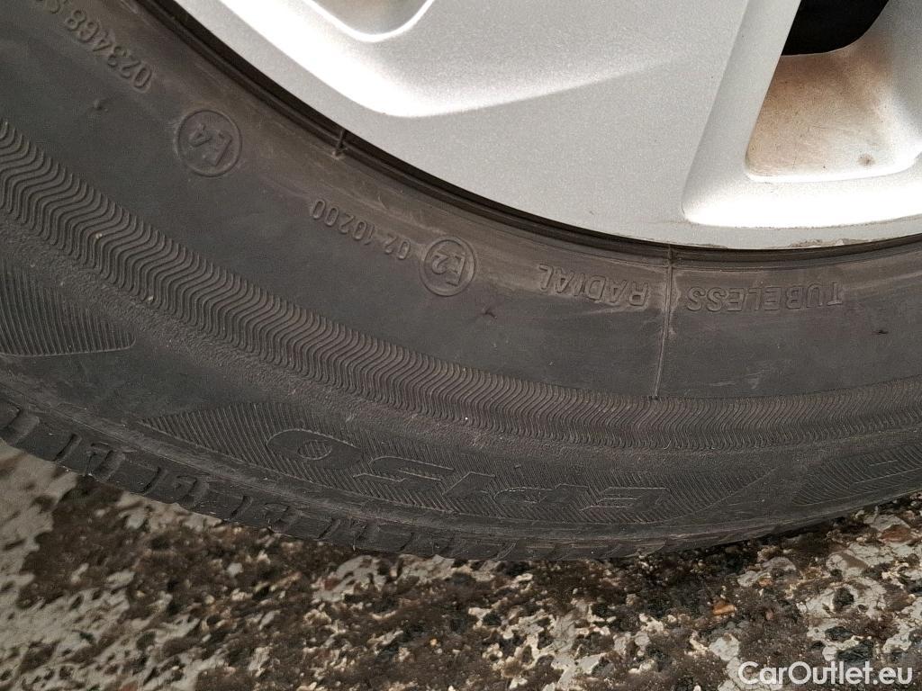  Opel  Crossland  X Edition 1.2 Turbo 110CV BVM6 E6dT #9