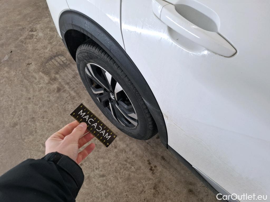  Peugeot  2008  Allure Pack 1.5 HDi 130CV BVA8 E6d #10