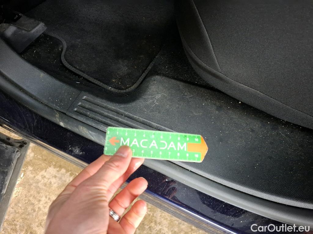  DS  DS7 DS DS 7 Crossback / 2017 / 5P / SUV E-TENSE 225 Business #1