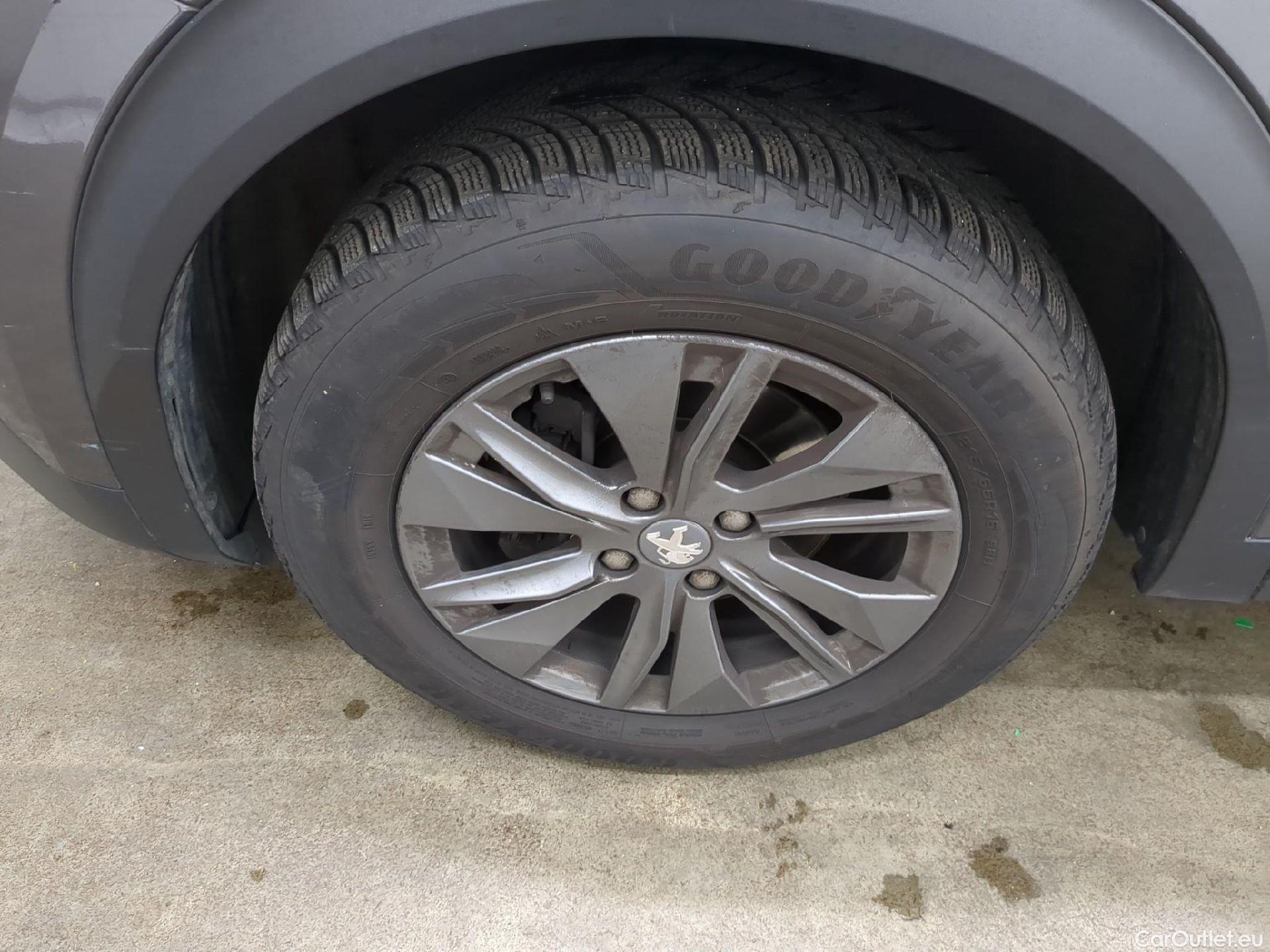  Peugeot  2008  Active Pack 1.2 PureTech 130CV BVA8 E6d #3