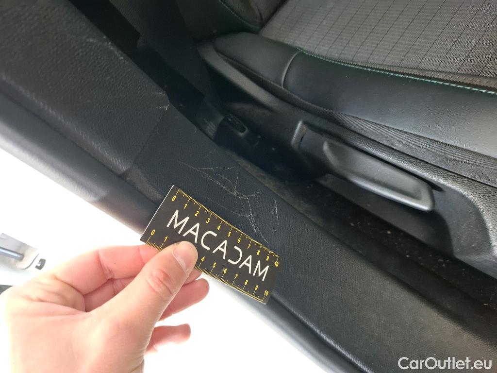  Peugeot  2008  Allure Pack 1.5 HDi 130CV BVA8 E6d #14