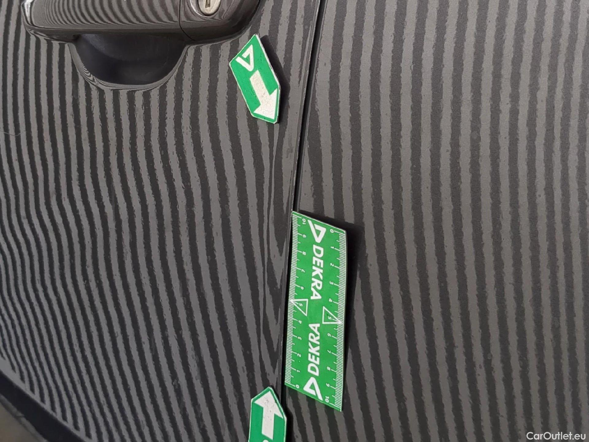  Peugeot  2008  Active Pack 1.2 PureTech 130CV BVA8 E6d #17