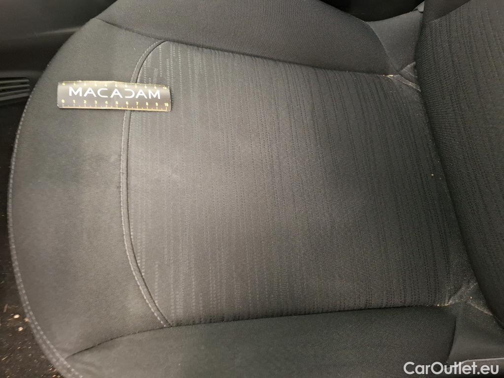  Peugeot  208  Affaire Premium Pack 1.2 80CV BVM5 E6dT #21