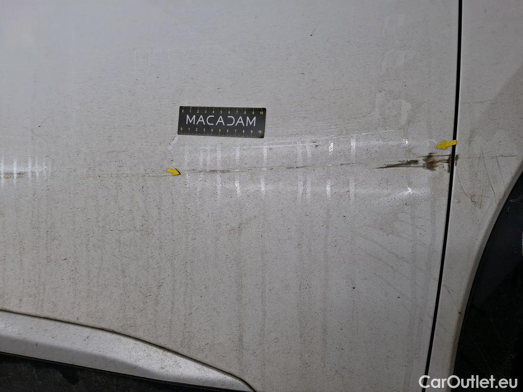  Peugeot  2008  Allure Pack 1.5 HDi 130CV BVA8 E6d #4