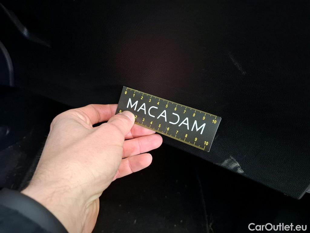  Peugeot  2008  Allure Pack 1.5 HDi 130CV BVA8 E6d #31