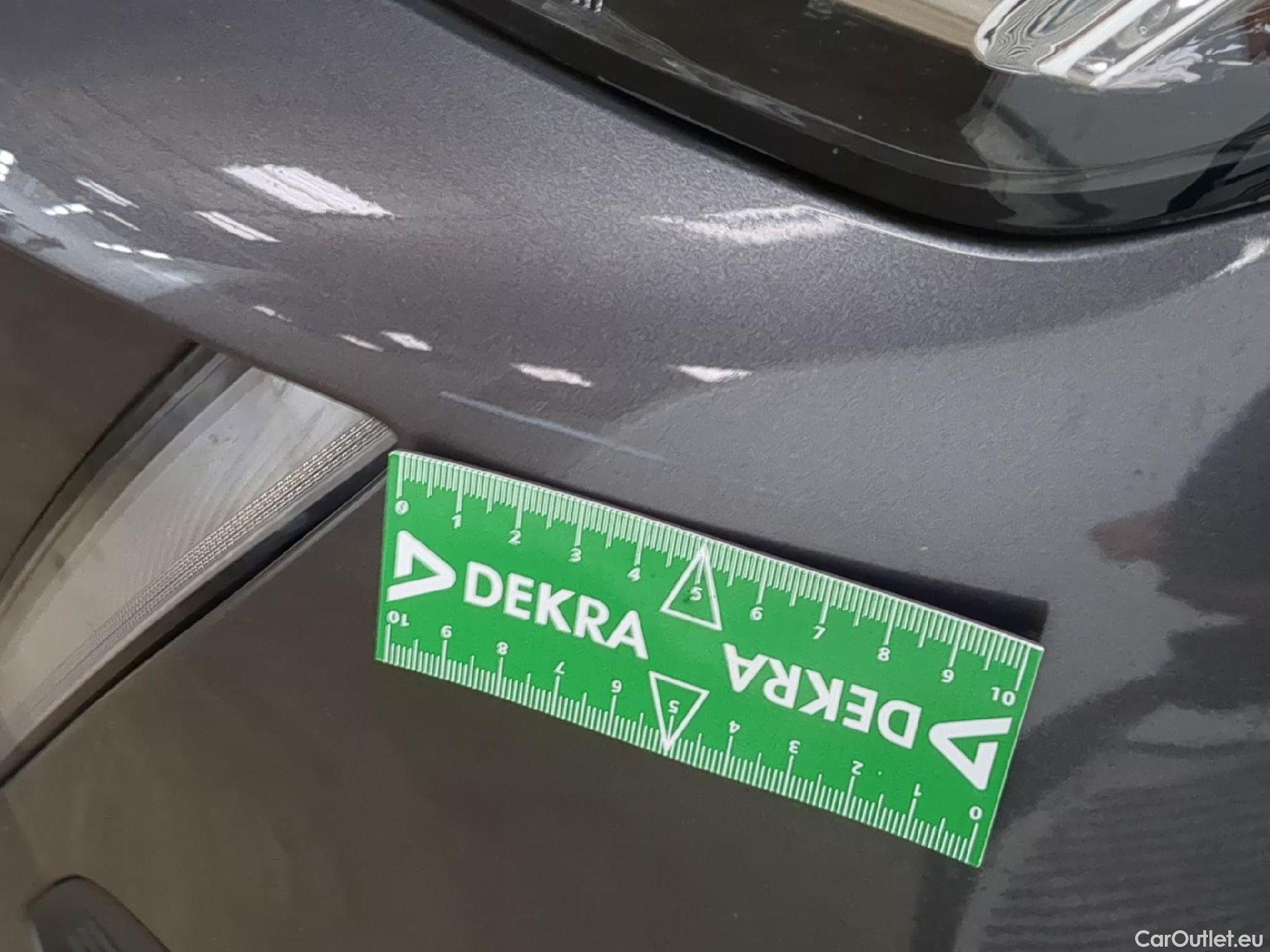  Peugeot  2008  Active Pack 1.2 PureTech 130CV BVA8 E6d #16