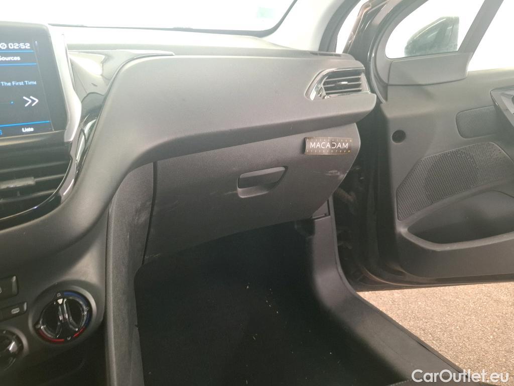  Peugeot  208  Affaire Premium Pack 1.2 80CV BVM5 E6dT #9