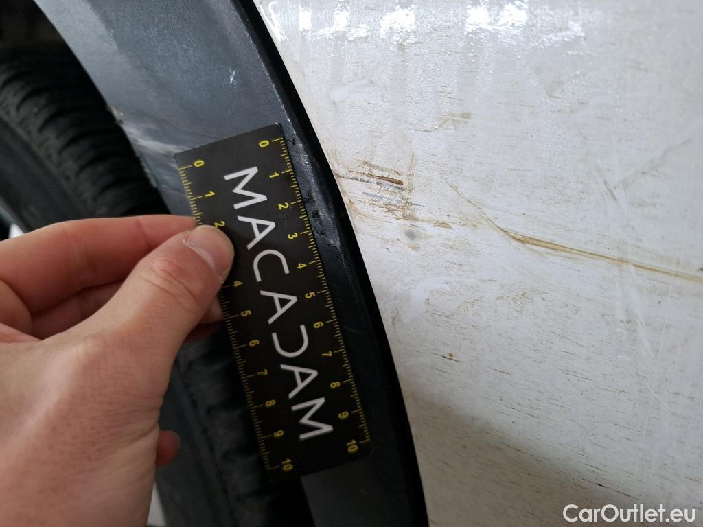  Peugeot  2008  Allure Pack 1.5 HDi 130CV BVA8 E6d #12