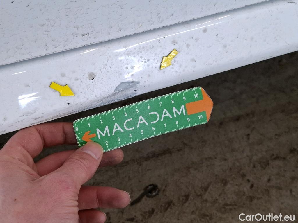  Peugeot  208  Allure Business 1.2 PureTech 100CV BVM6 E6d #7