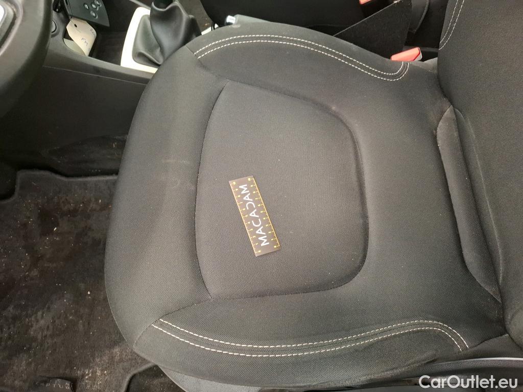  Renault  Captur  5p Crossover Business dCi 90 / TRANSFO VP/VF #43