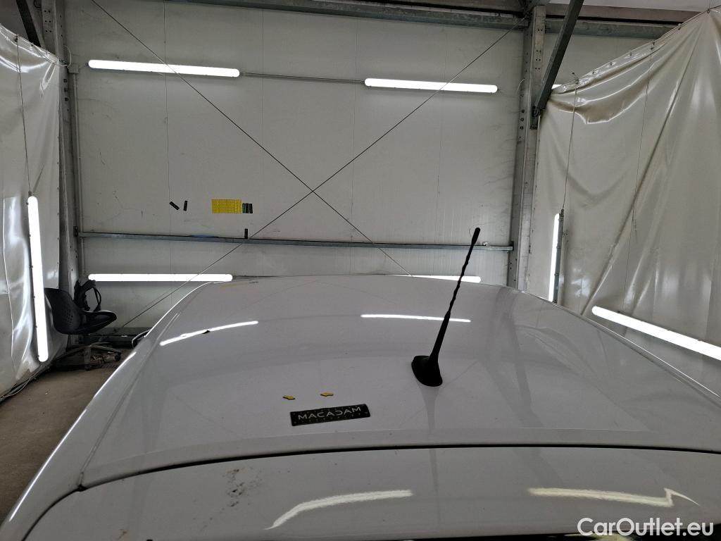  Peugeot  208  Active Business 1.2 PureTech 100CV BVM6 E6d #1