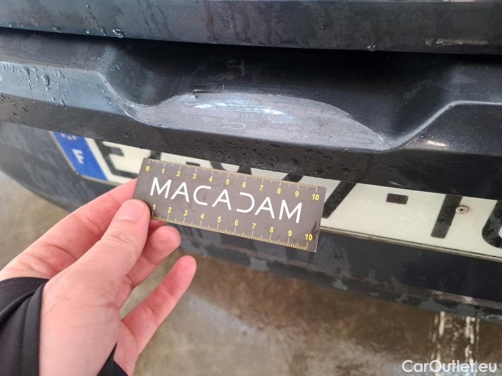  Renault  Megane RENAULT Mégane Berline / 2015 / 5P / Berline &Business Energy dCi 110 #8