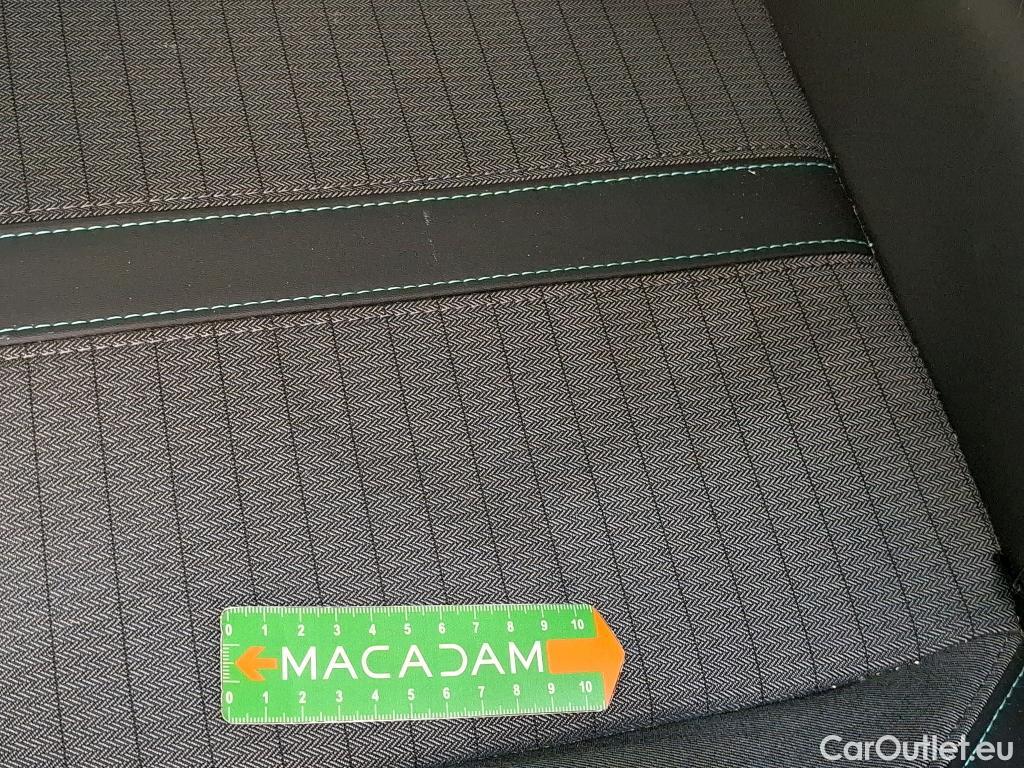  Peugeot  208  Allure Business 1.2 PureTech 100CV BVM6 E6d #23