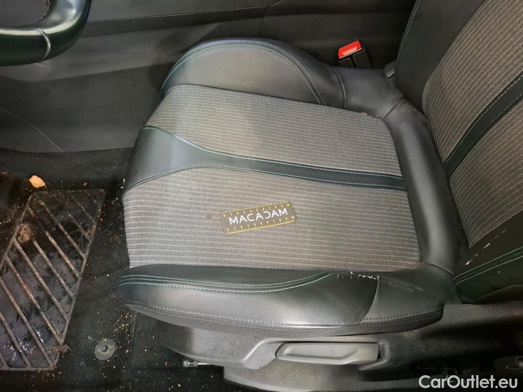  Peugeot  3008  Allure Pack 1.5 HDi 130CV BVA8 E6d #26