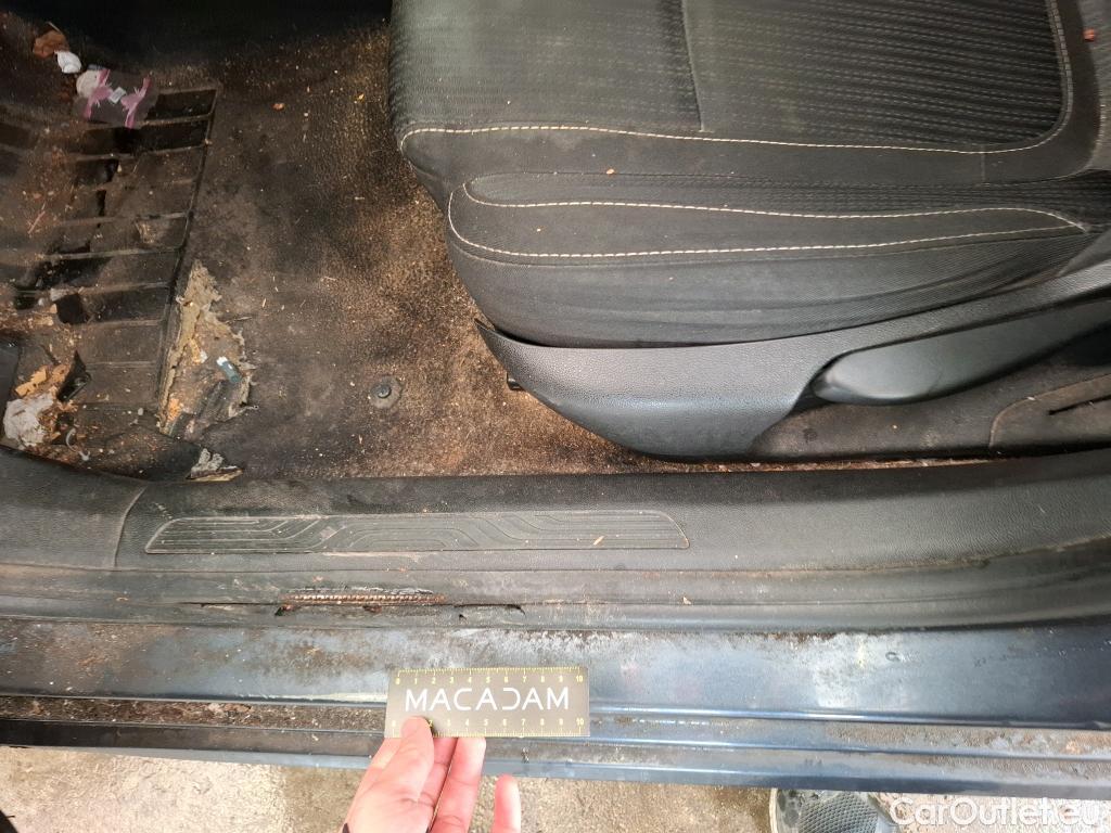  Renault  Megane RENAULT Mégane Berline / 2015 / 5P / Berline &Business Energy dCi 110 #54