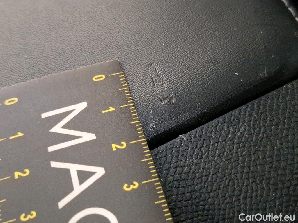  Peugeot  3008  Allure Pack 1.5 HDi 130CV BVA8 E6d #35