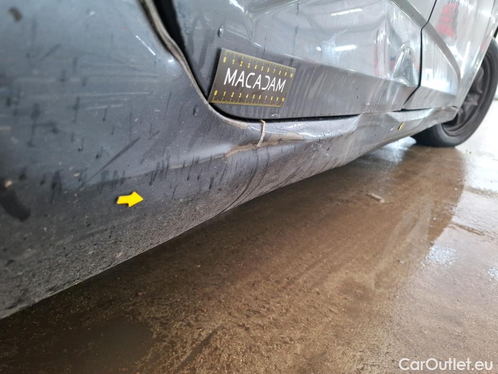  Renault  Megane RENAULT Mégane Berline / 2015 / 5P / Berline &Business Energy dCi 110 #2