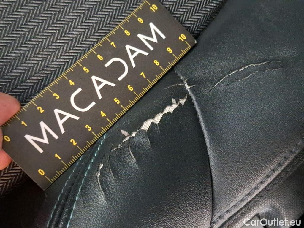  Peugeot  3008  Allure Pack 1.5 HDi 130CV BVA8 E6d #27