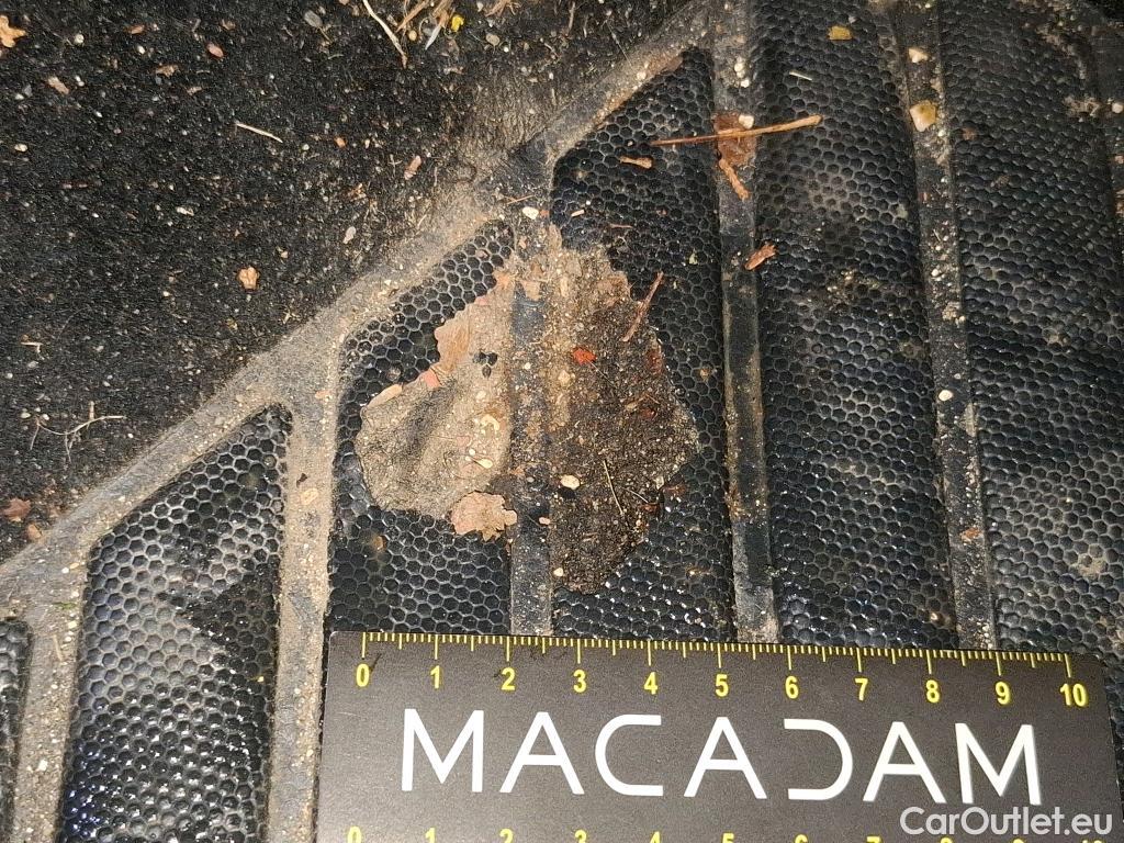  Peugeot  3008  Allure Pack 1.5 HDi 130CV BVA8 E6d #39