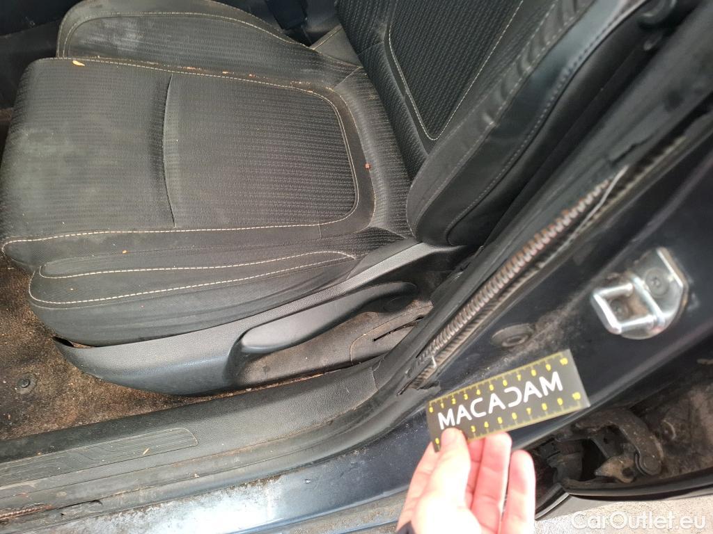  Renault  Megane RENAULT Mégane Berline / 2015 / 5P / Berline &Business Energy dCi 110 #55